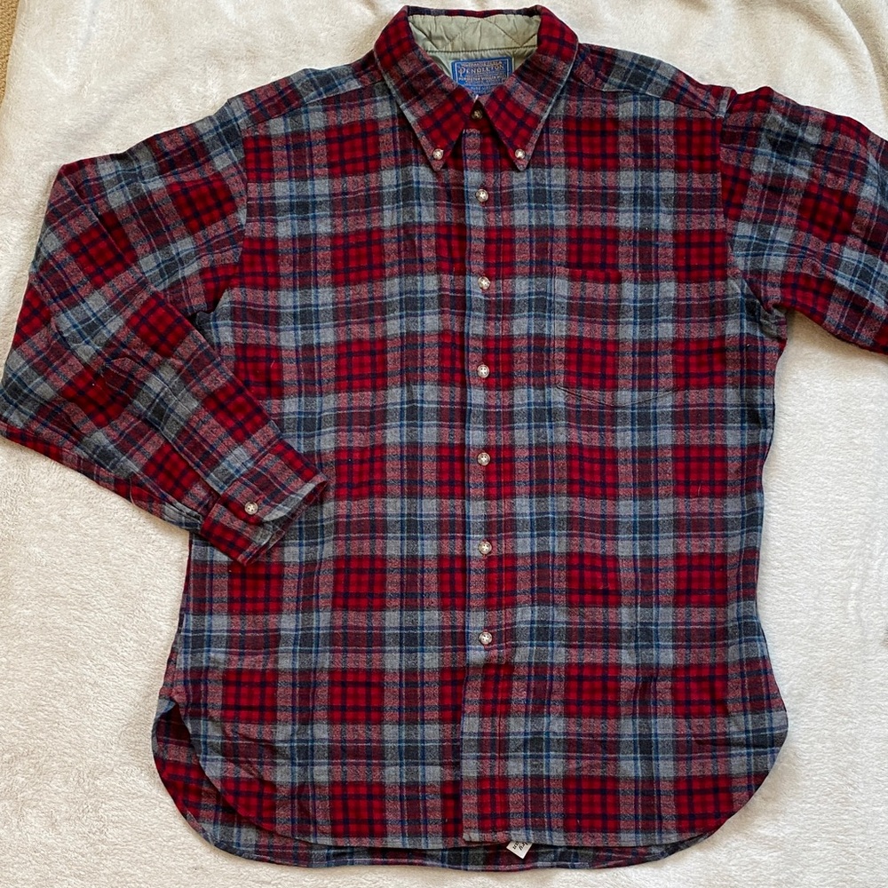 Pendleton vintage Virgin wool red gray navy plaid shirt Sz L